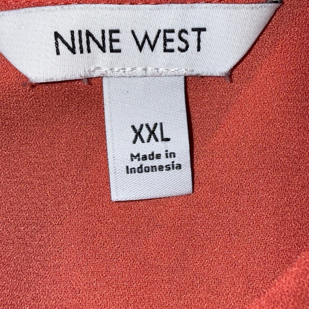 🌺𝐍𝐈𝐍𝐄 𝐖𝐄𝐒𝐓 𝐓𝐖𝐈𝐒𝐓 𝐅𝐑𝐎𝐍𝐓 𝐋𝐎𝐍𝐆 𝐒𝐋𝐄𝐄𝐕𝐄 𝐁𝐋𝐎𝐔𝐒𝐄 - Picture 3 of 6